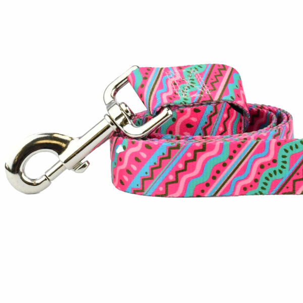 Close-up of dog leash handle with silver hardware featuring pink squiggles and geometric design by Primemarket7 - Earthstyle