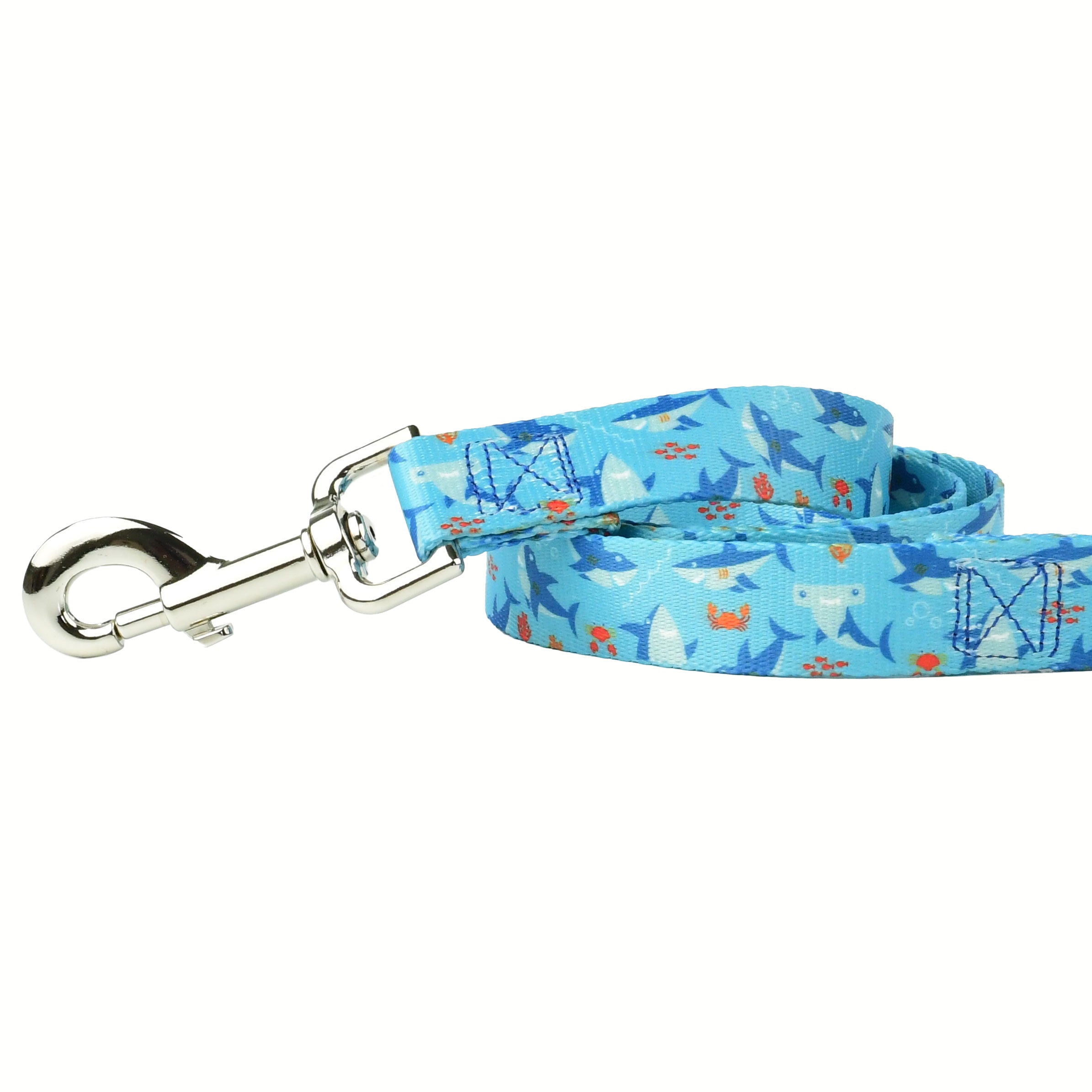 Close-up of a cute dog leash by Primemarket7 featuring a playful blue shark and ocean print - Earthstyle