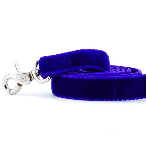 Close-up of purple swiss velvet dog leash with silver metal clasp, soft texture, and elegant design by Primemarket7